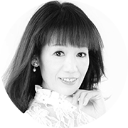 柏木由美子(YUMIKO KASHIWAGI)