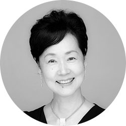 山崎順子(JUNKO YAZAKI)